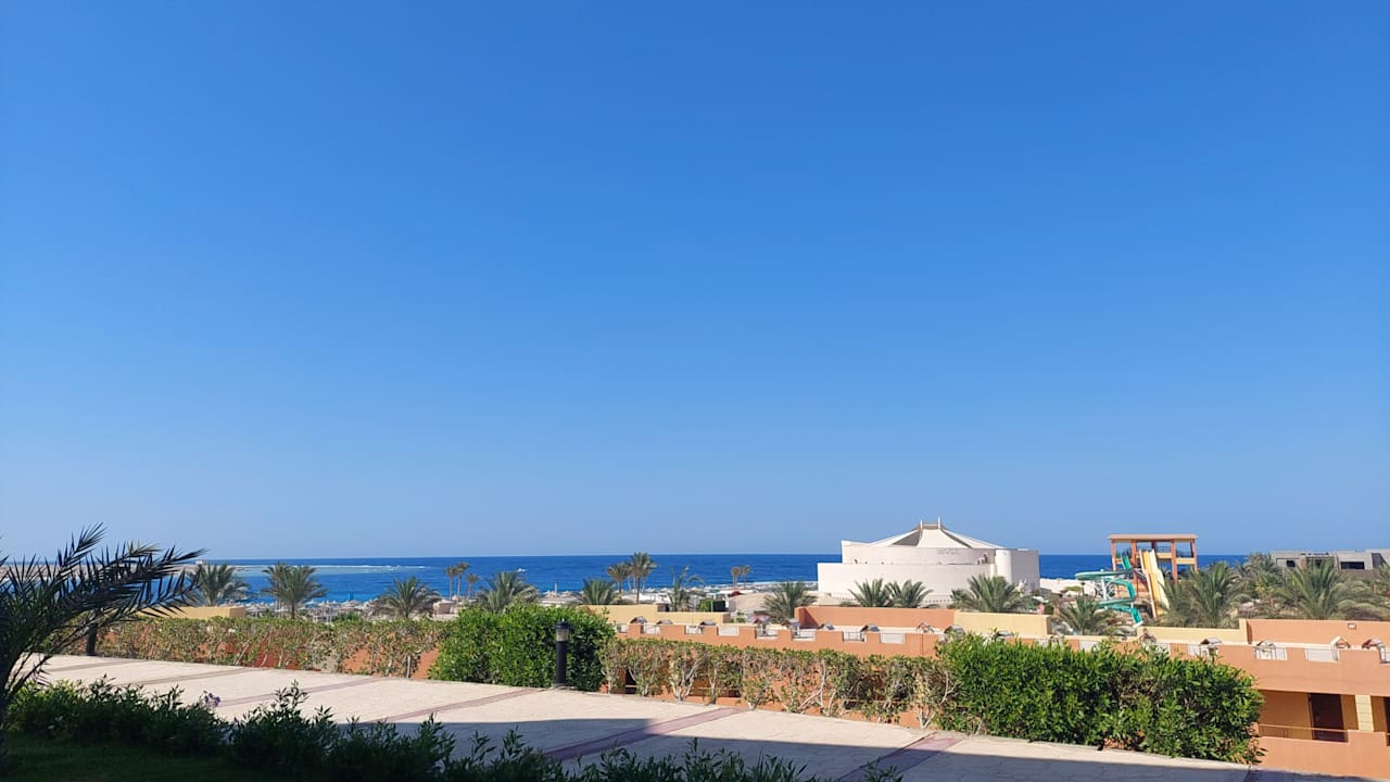 Außenansicht Malikia Resort Abu Dabbab