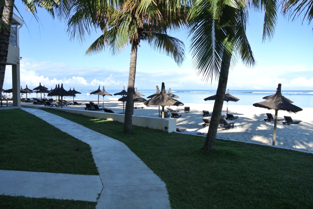 Blick auf den Hotelstrand Hotel Villas Caroline