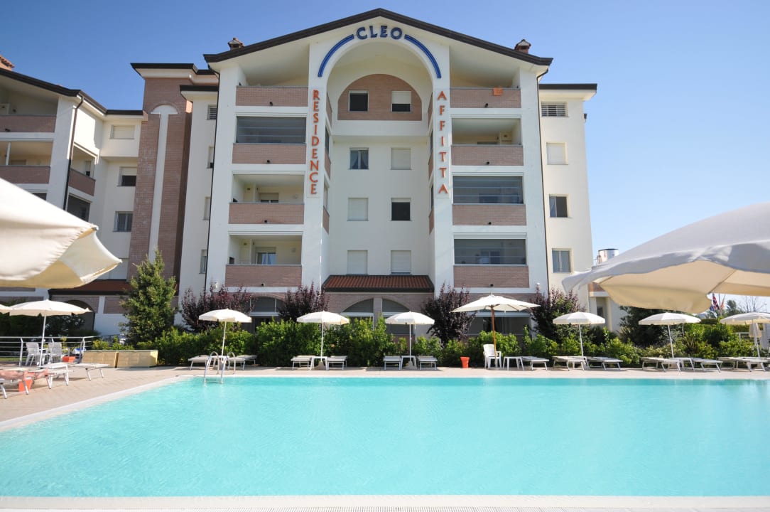 Residence con piscina e zona solarium Residence Cleo