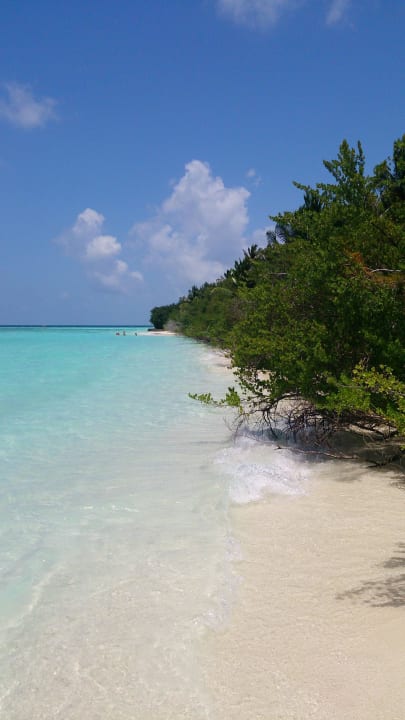 Strand  Embudu Village