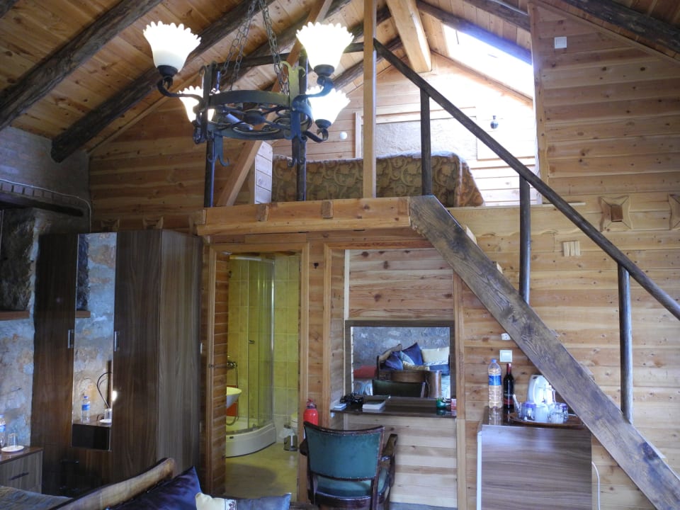 Aufgang Galerie Guesthouse Yediburunlar Lighthouse