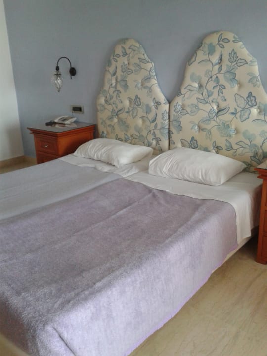 Zimmer Hotel Serita Beach