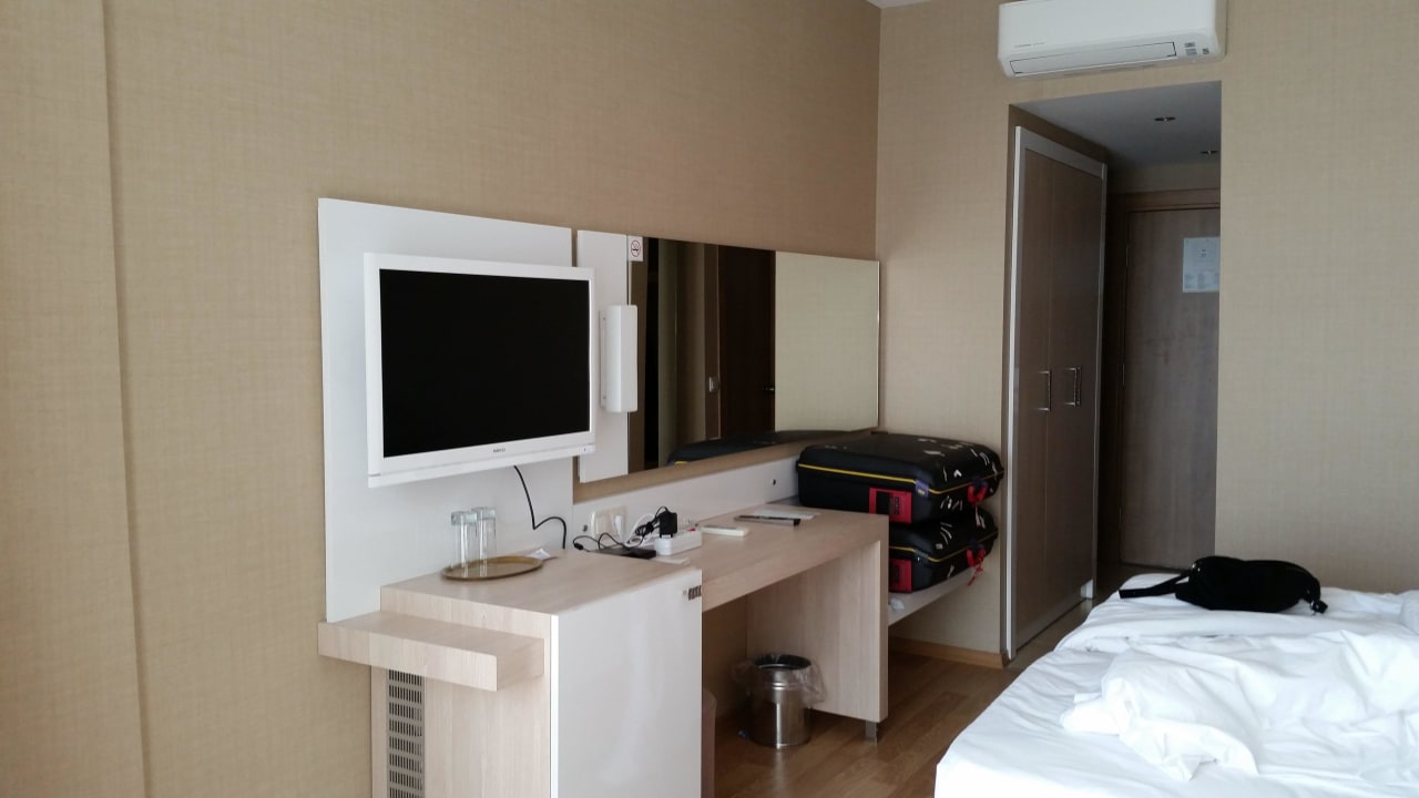 Supermodern Riviera Hotel & Spa