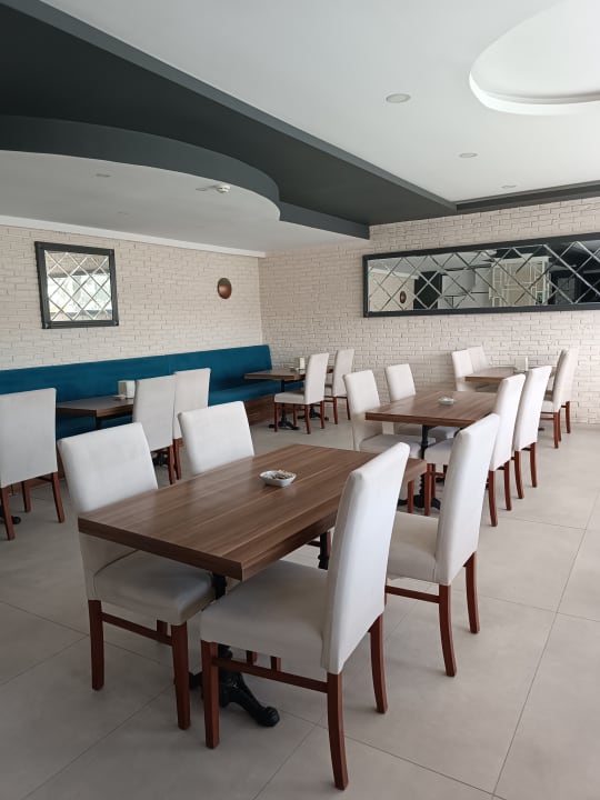 Gastro Azak Beach Hotel