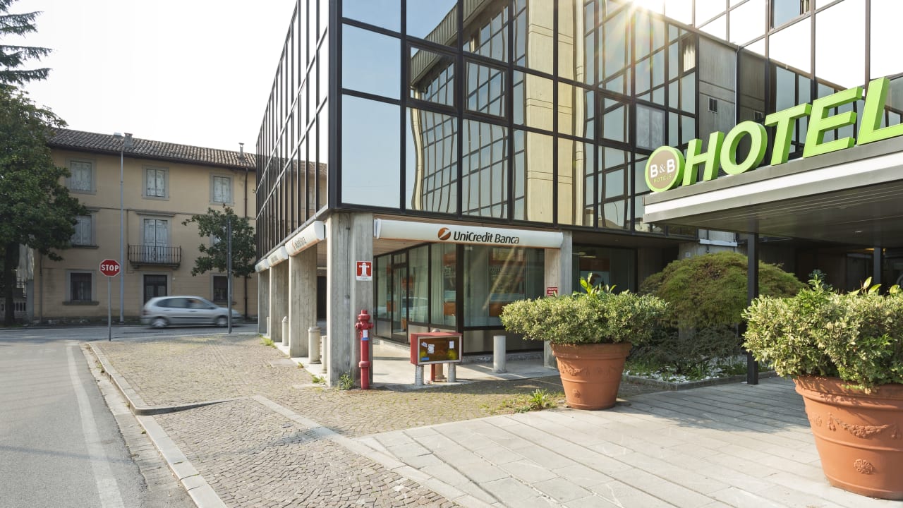 Lobby B&B Hotel Udine