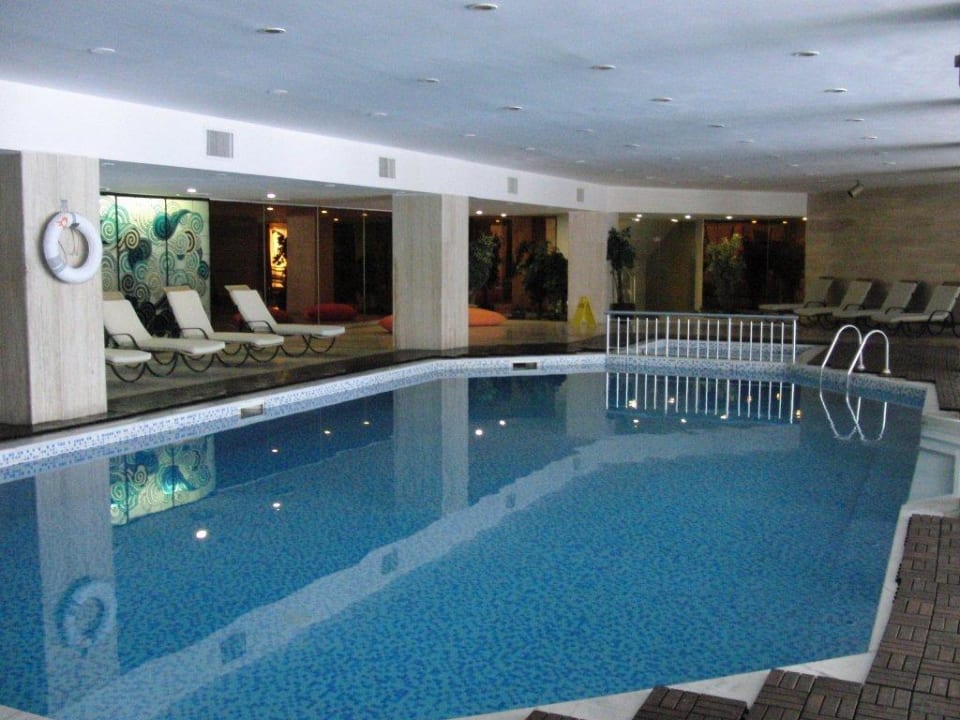 HALLENBAD Asteria Collection Side