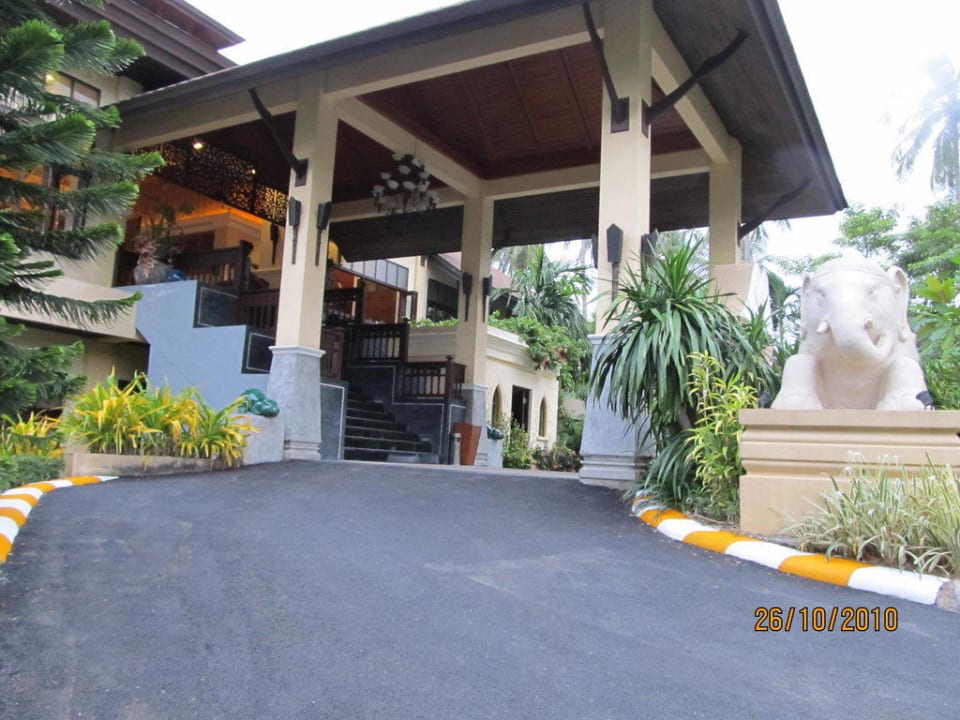 Rezeption von aussen The Fair House Beach Resort