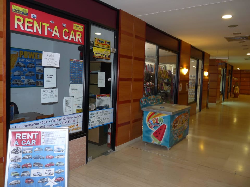 Shops Hotel Calypso Beach