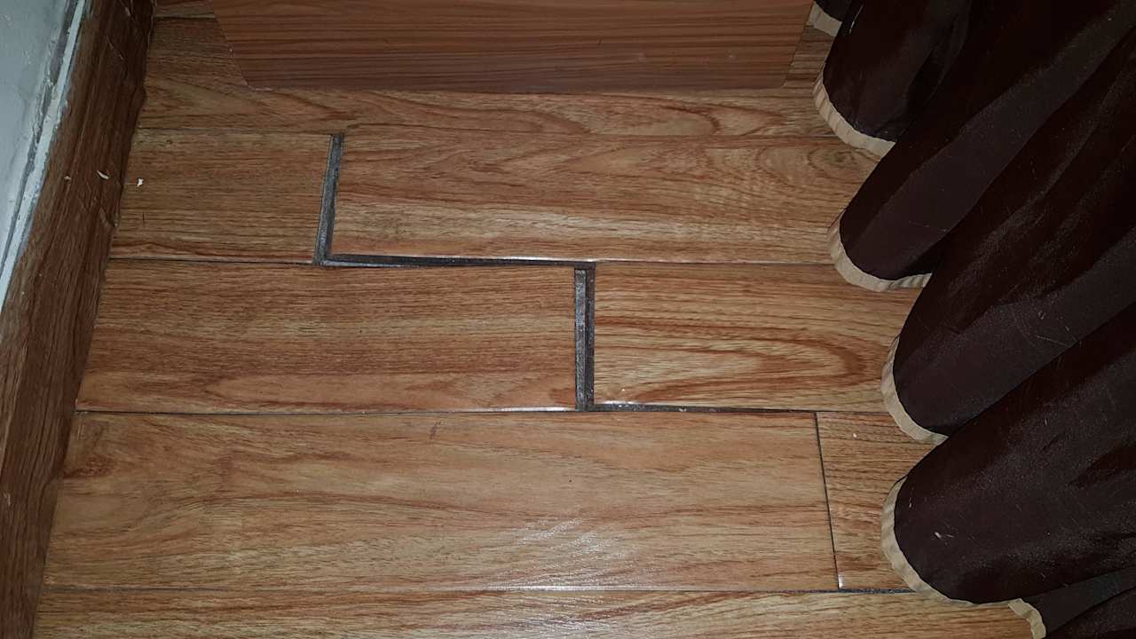 Boden ging aus den Fugen Hotel Thaison Palace