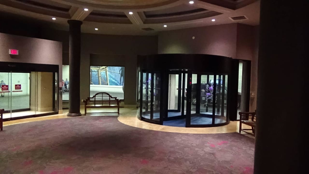 Car Parking... Hilton Niagara Falls / Fallsview Hotel & Suites