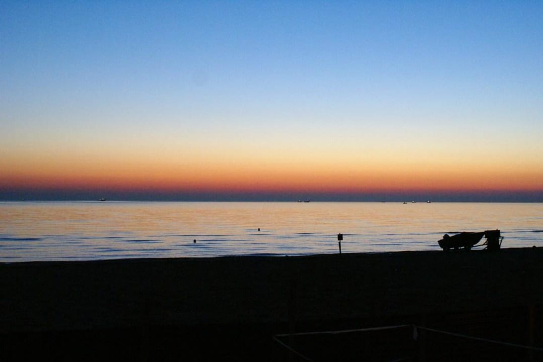 Wschód słońca Hotel Ambasciatori