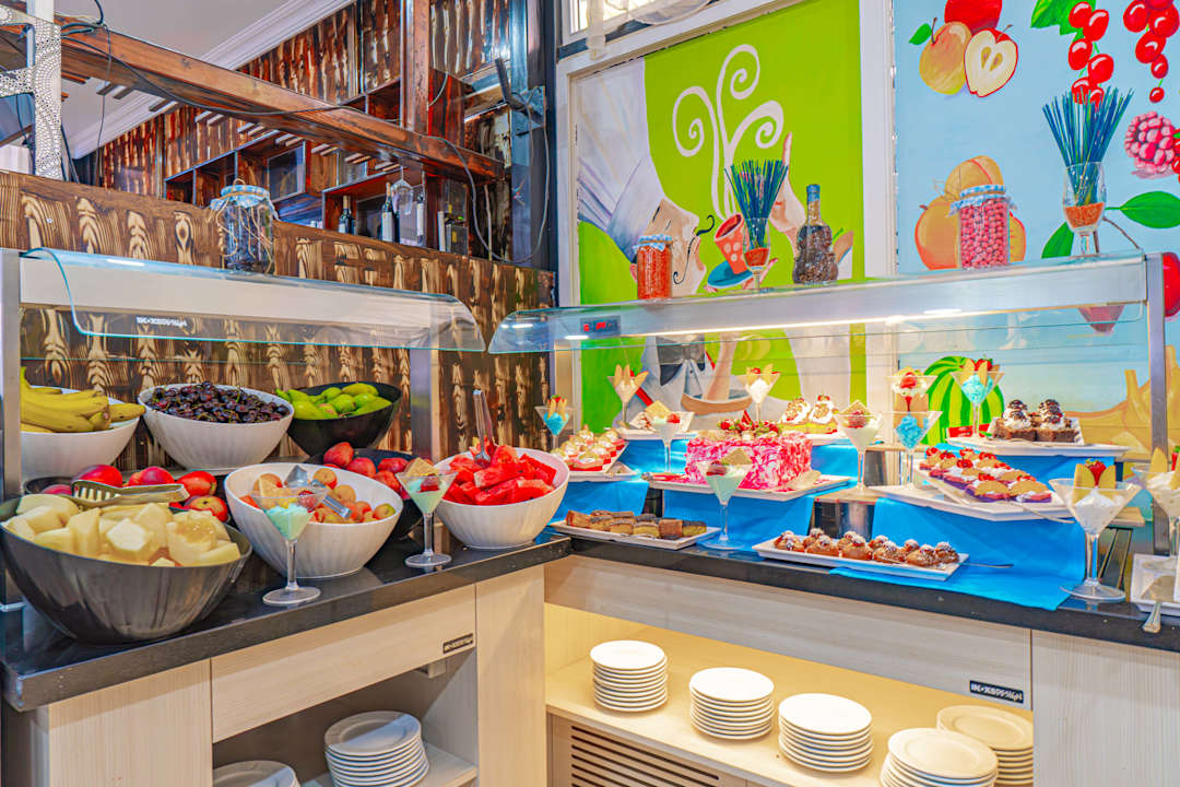 Gastro Sayanora Hotel