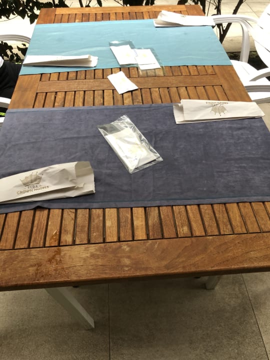 Gastro Well Palace Side