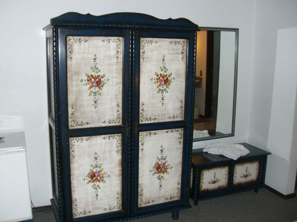 Zimmer - Kleiderschrank Hotel Tannenhof Othon