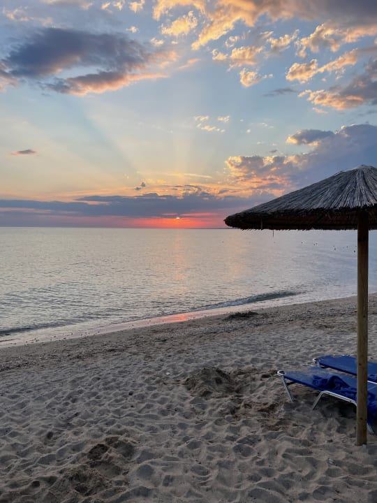 Strand Hotel Portes Beach