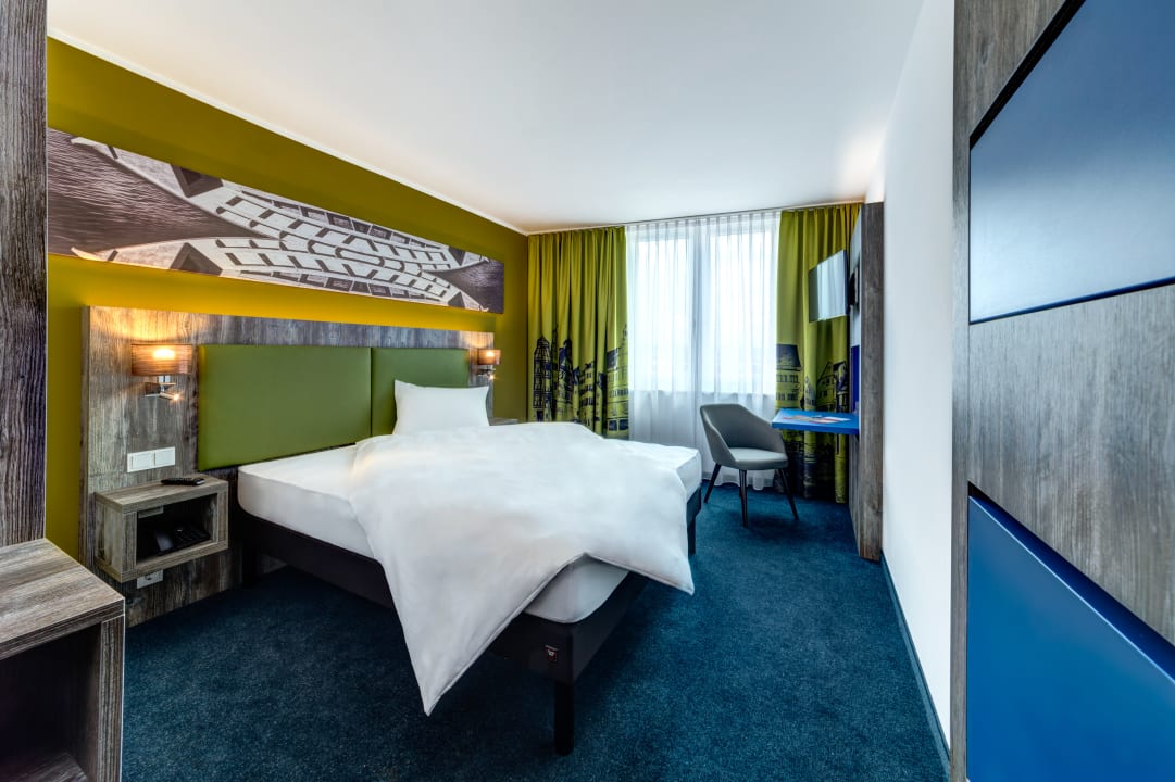 Zimmer ibis Styles Tubingen