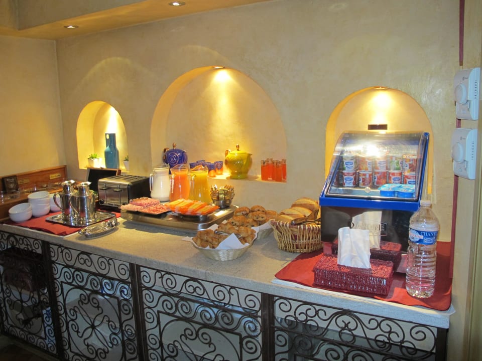 Frühstücksbuffet Villa Royale Montsouris