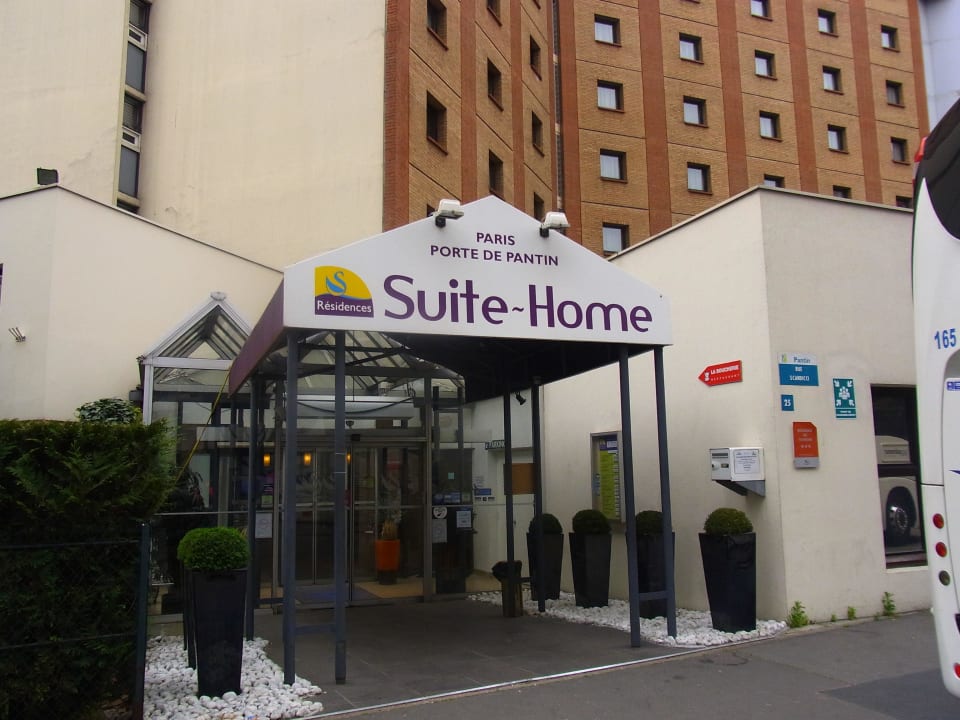 Eingang SUITE-HOME PARIS 19 PORTE DEPANTIN