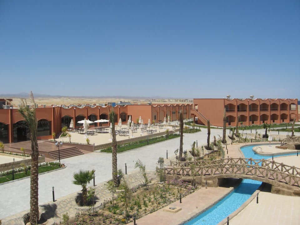 Kanal Three Corners Happy Life Beach Resort