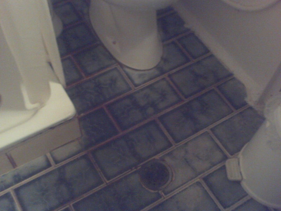 Alt und vergammelt HARPIN Happy Days Beach Hotel