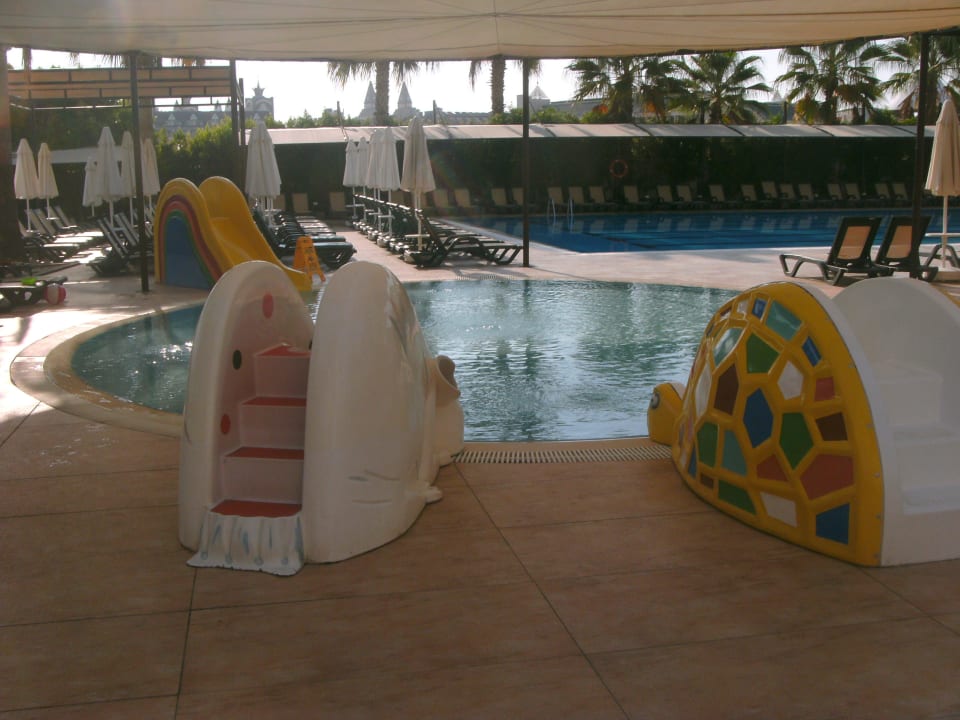 Kinderpool Hane Family Resort