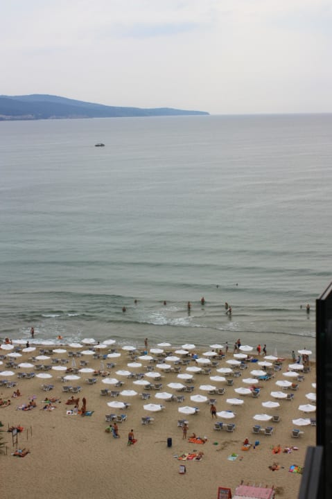  13 Burgas Beach Hotel