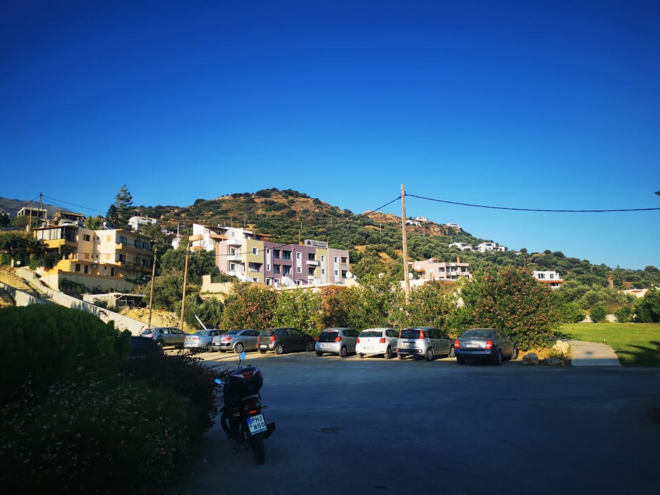 Ausblick Alianthos Garden Hotel