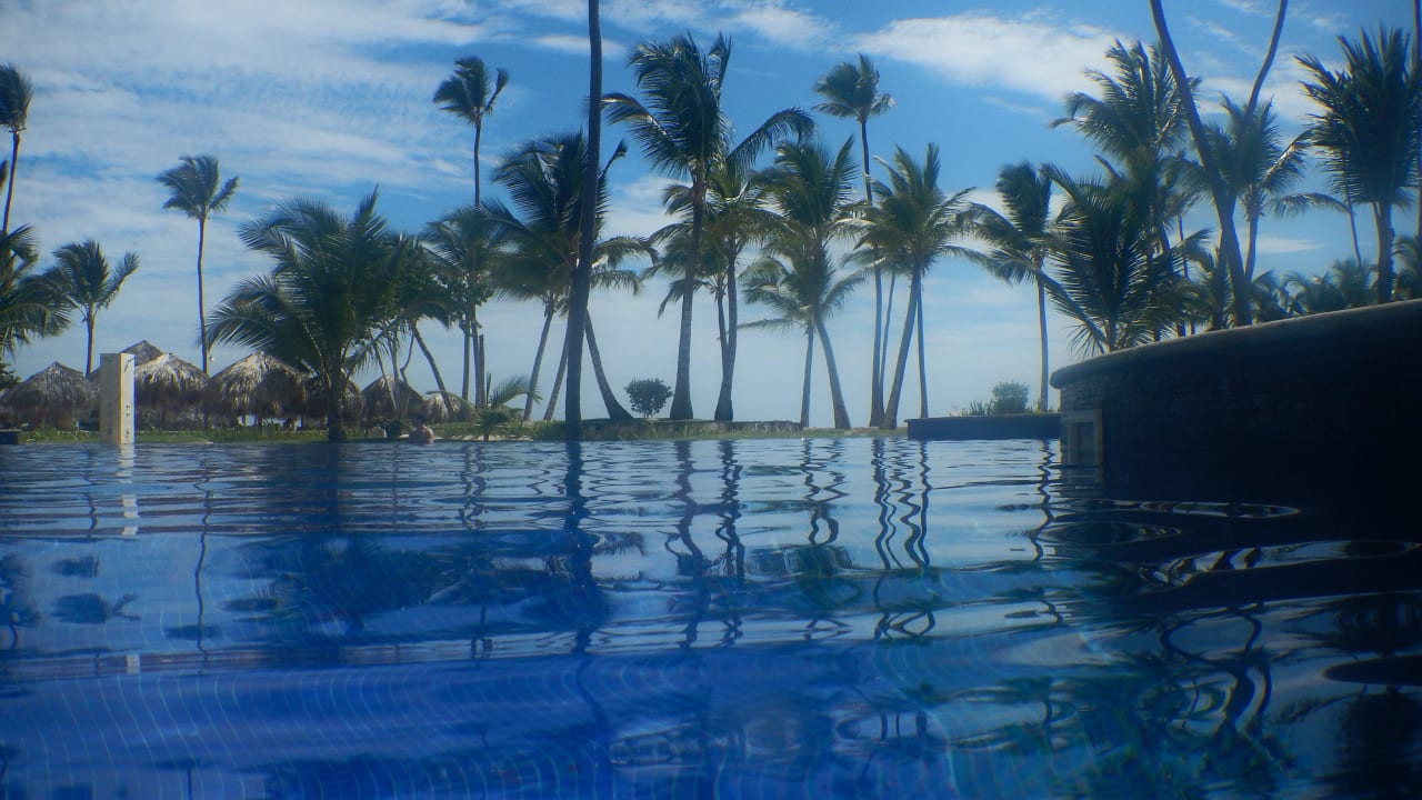 Pool Richtung Strand JOIA Bávaro by Iberostar