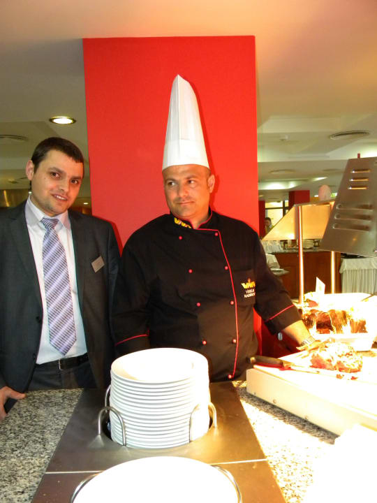 The manager and the mastercheff HVD Viva Club Hotel