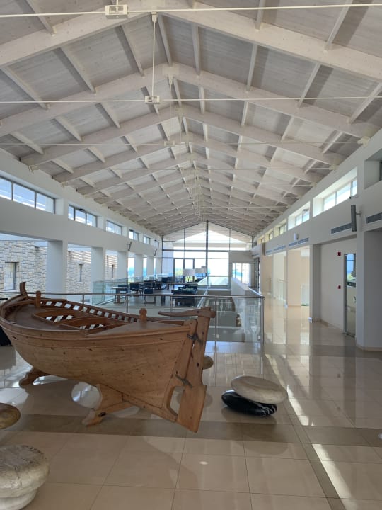 Lobby Blue Lagoon Village