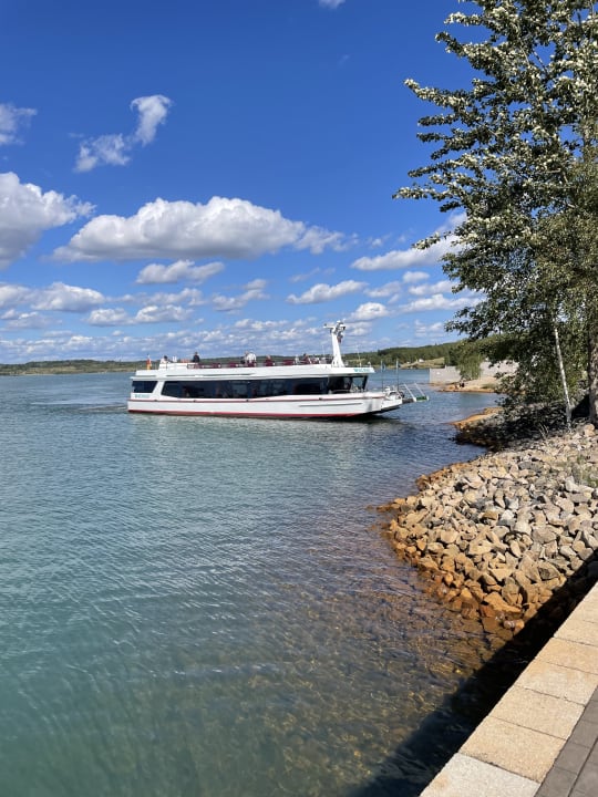 Außenansicht LAGOVIDA Ferienresort am Störmthaler See