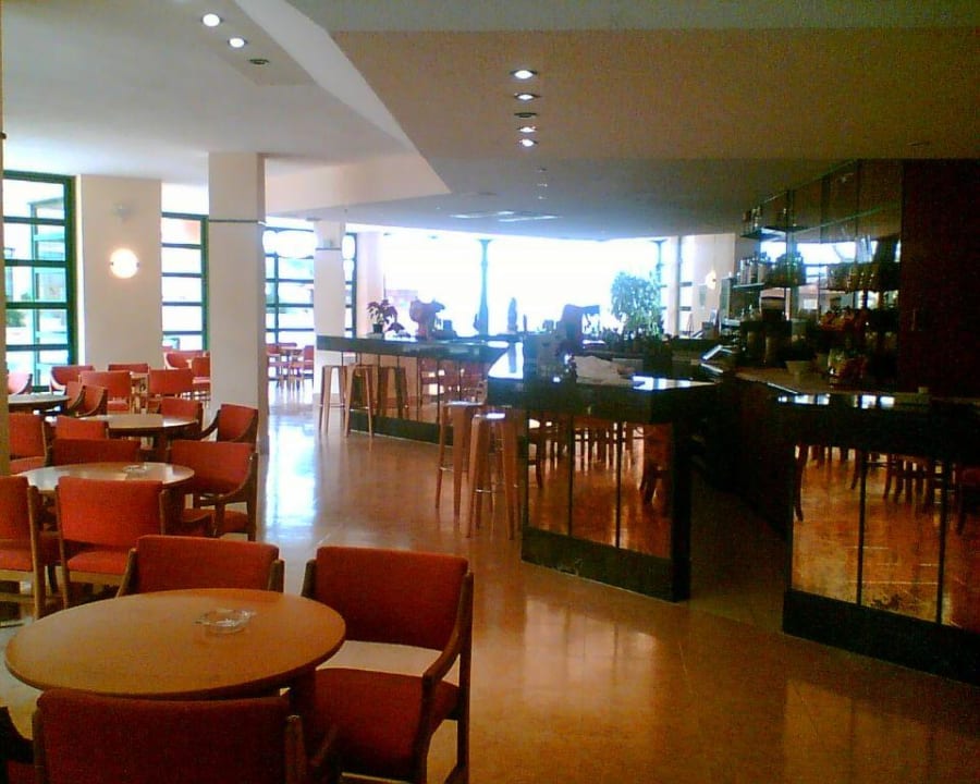 Bar FERGUS Style Cala Blanca Suites