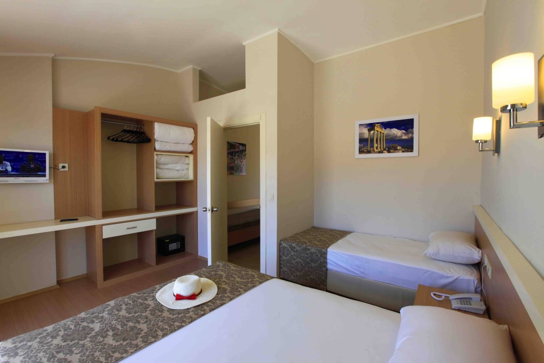 1 Bedroom Apartment Sun City Apartments