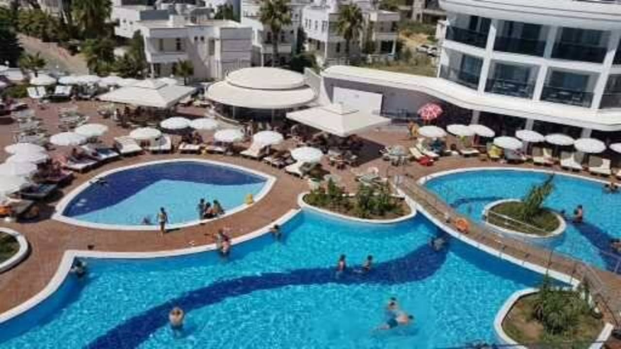 Zum Relaxen Laguna Beach Alya Resort & Spa Hotel