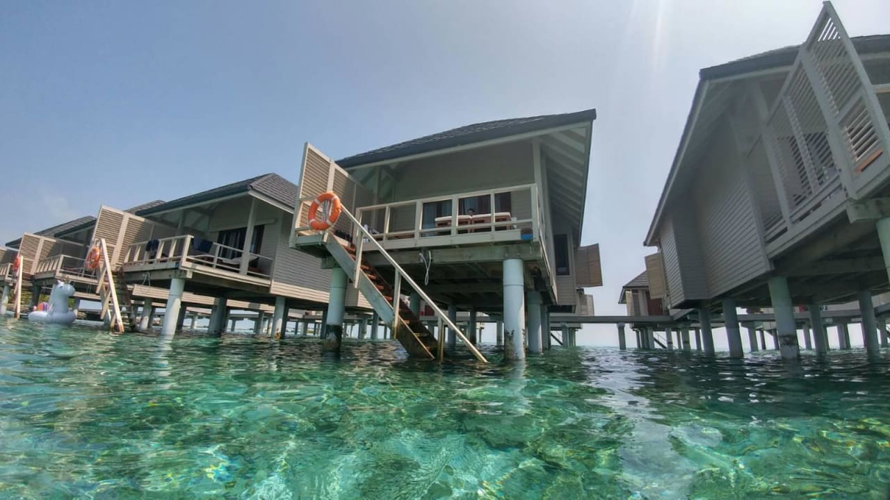 Unsere Wasservilla von der Meerseite Summer Island Maldives