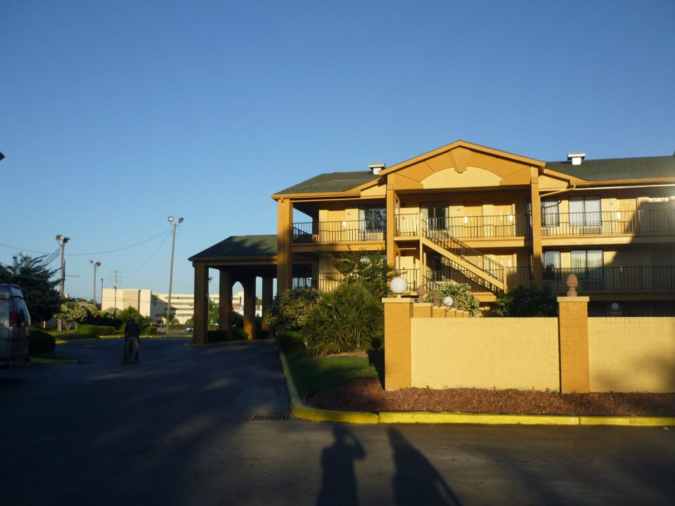 Außenansicht Hotel Days Inn And Suites Mobile