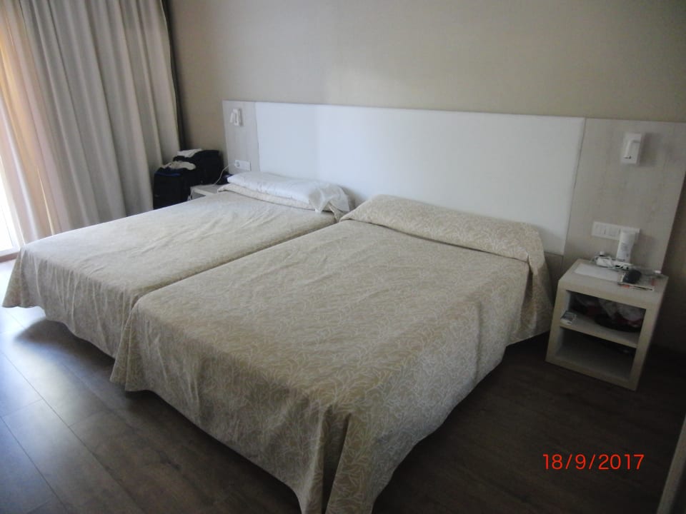 Zimmer Hotel Best Siroco