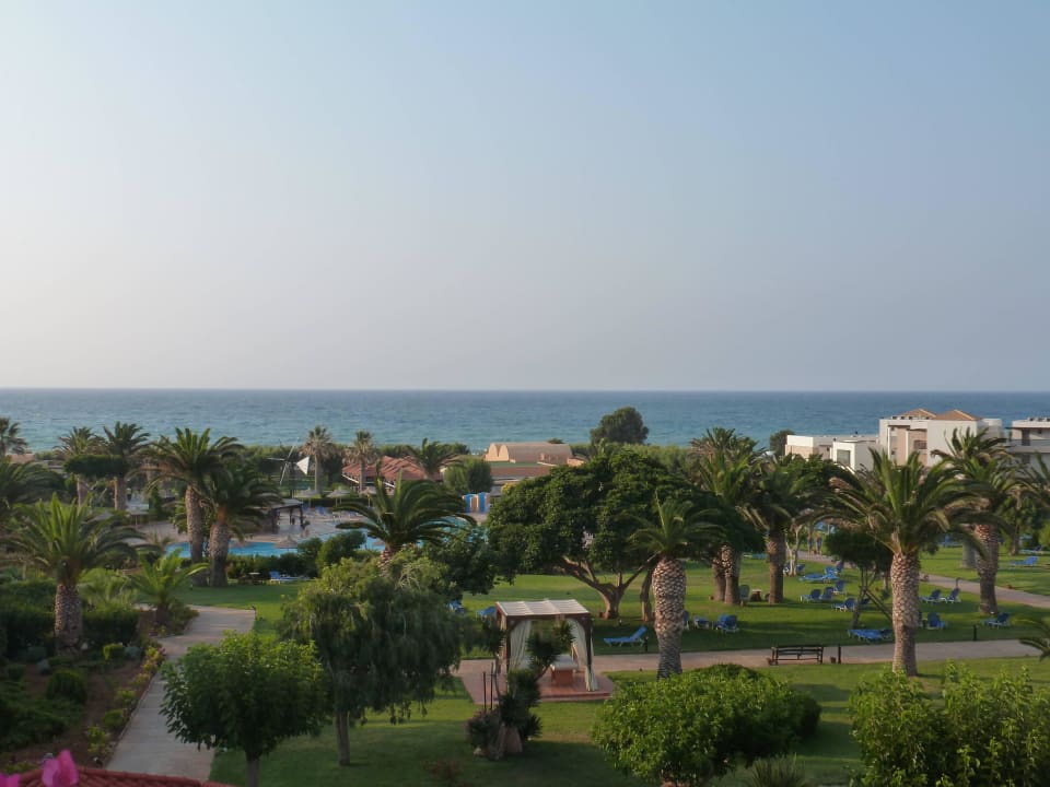 Blick vom Balkon Anissa Beach & Village