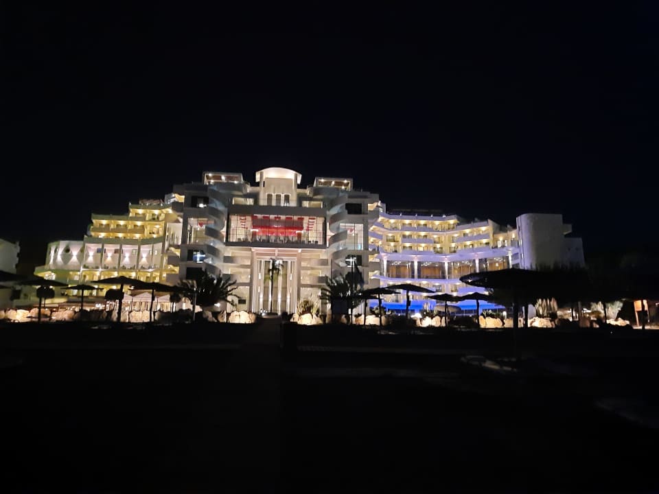 Außenansicht Elysium Resort & Spa Hotel