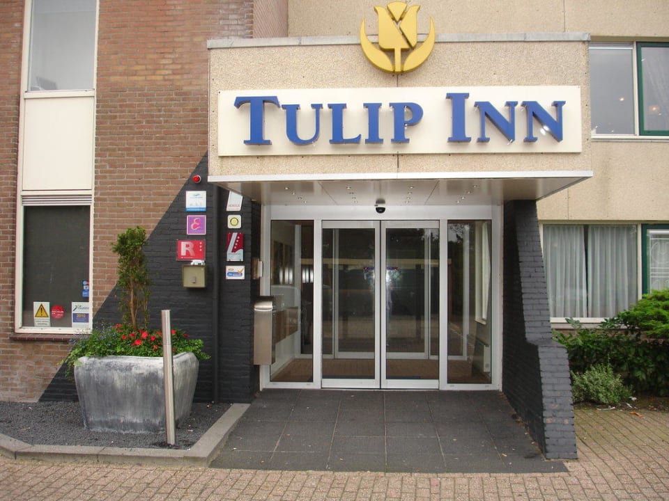 Hotel Eingang Hotel Tulip Inn Franeker