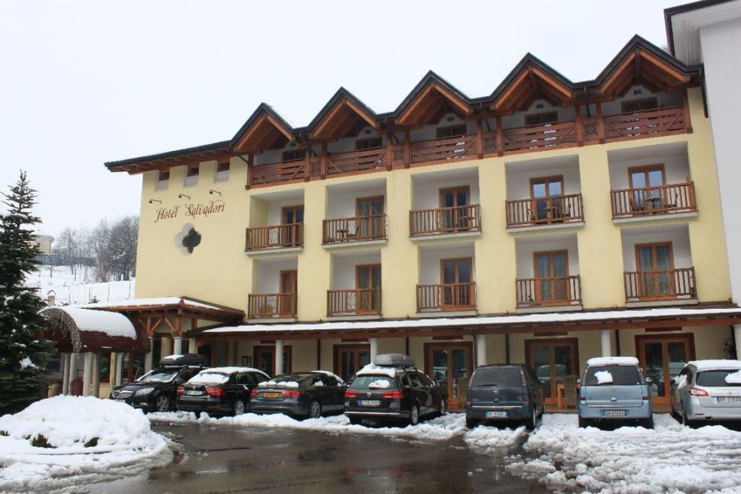 Sprawne odśnieżanie dojazdu Hotel Salvadori