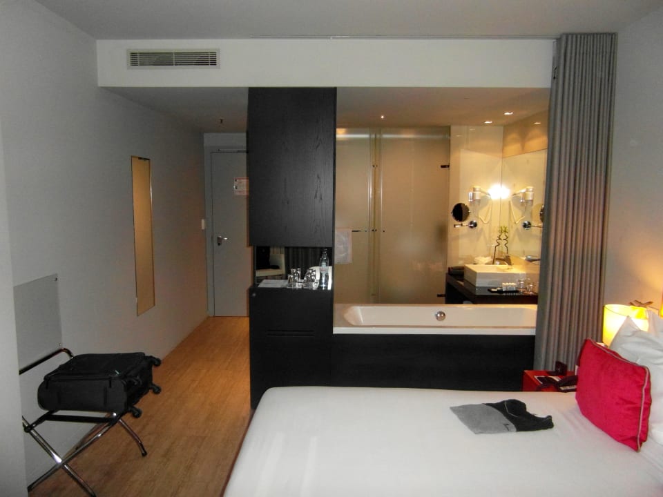 Zimmer Meliá Lisboa Aeroporto