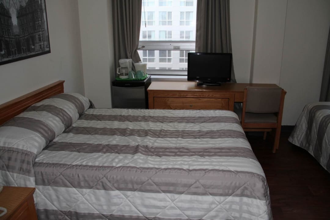Double room Hotel Y De Montreal