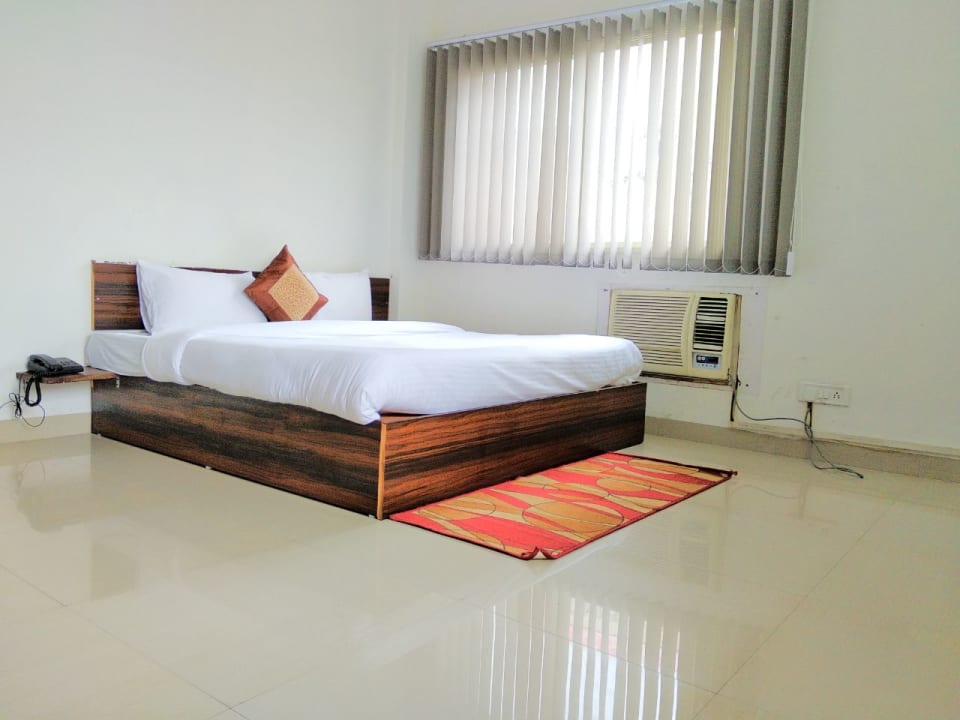 Zimmer The Radiance Suites & Apartments