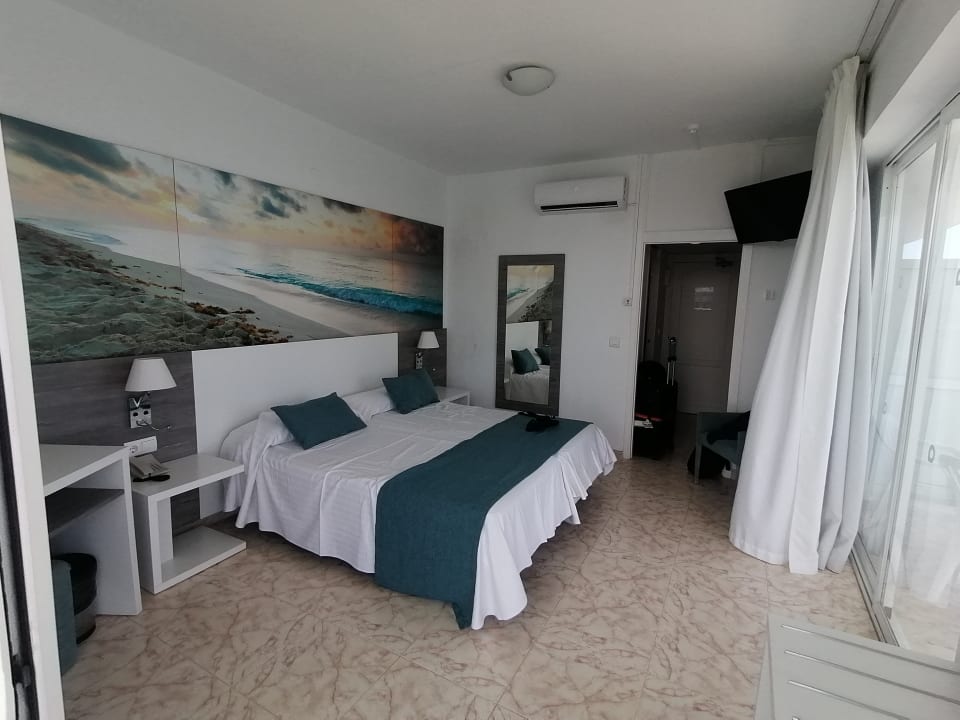 Zimmer azuLine Hoteles Mar Amantis & II