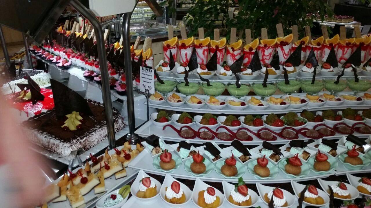 Kuchen bis zum Abwinken Monachus Family Resort Sorgun