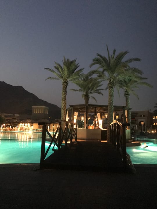 Pool Miramar Al Aqah Beach Resort