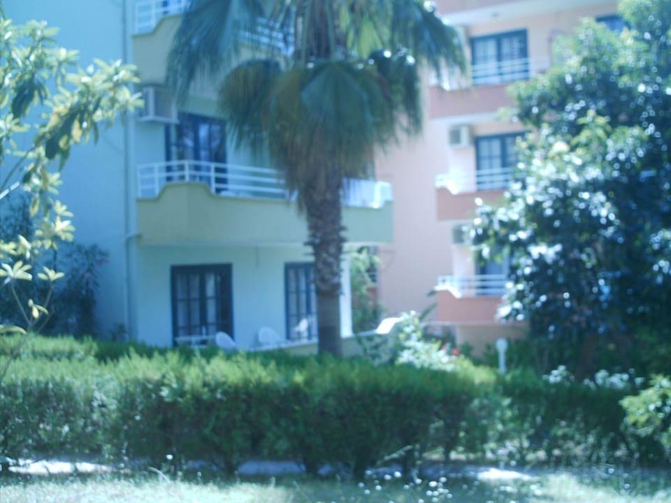 Wohnhaus und Garten Club Sidelya Hotel