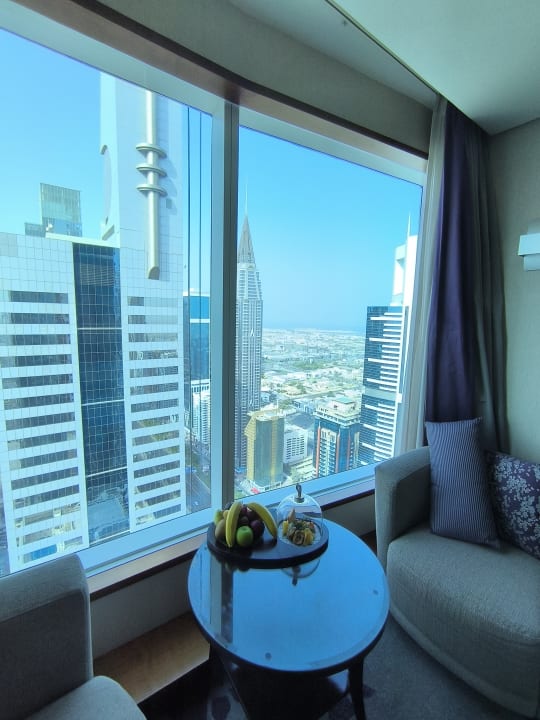 Zimmer Rose Rayhaan by Rotana