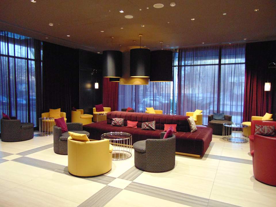 Lobby Mercure Almaty City Center